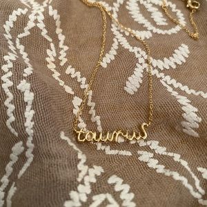 Zodiac sign necklace (Taurus)